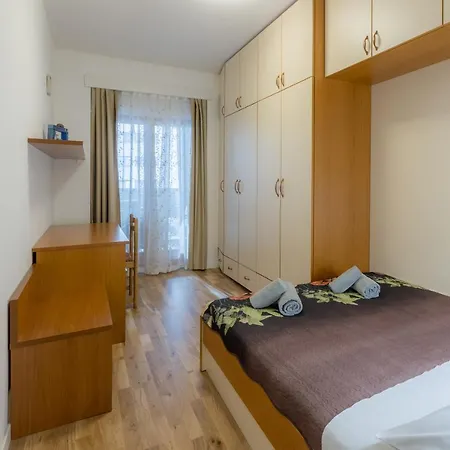 Ps Apartment *
